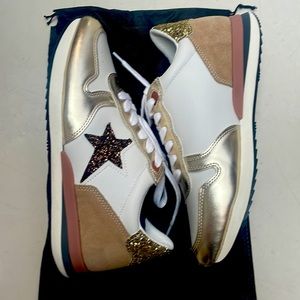 Vintage Havana Gold Lace Up Vintage Running Shoes